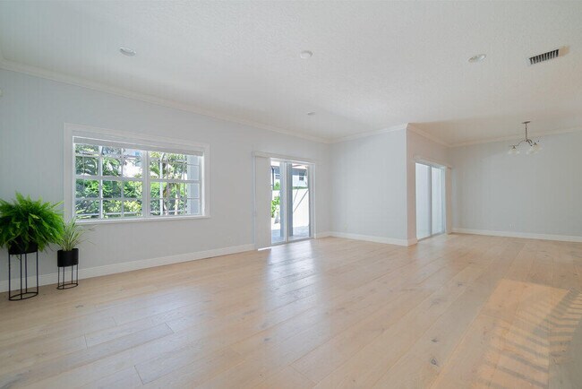 Foto del edificio - 115 Owl Pointe Cir
