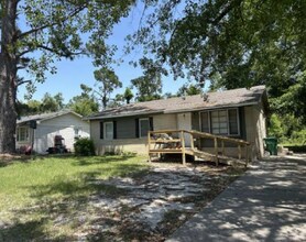 Building Photo - 907 Ponderosa Dr