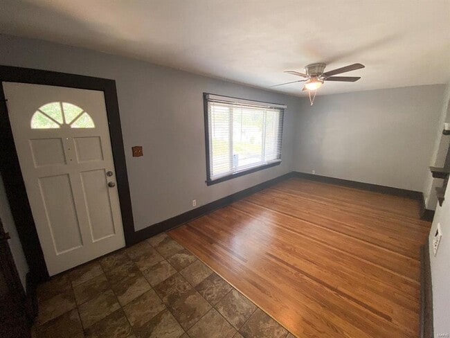 Foto del edificio - 2-Bedroom home in Clifton Heights!