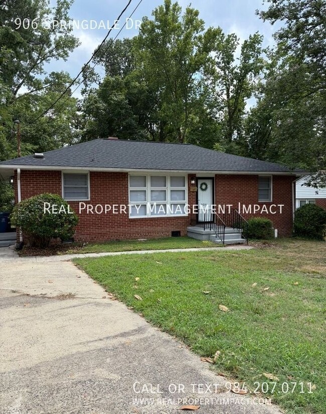 Photo - 906 Springdale Dr House