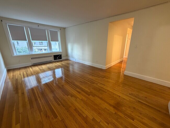 Foto del edificio - 306 Tappan St