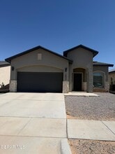 Building Photo - 14937 Mike a Mendoza Ave