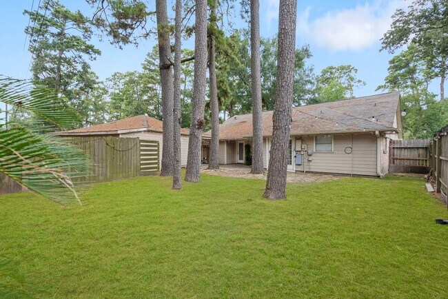 Foto del edificio - 2214 Deer Valley Dr