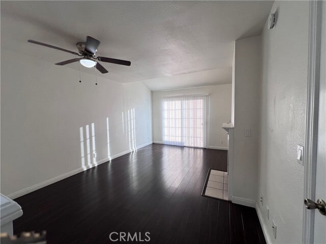 Building Photo - 8167 Vineyard Ave