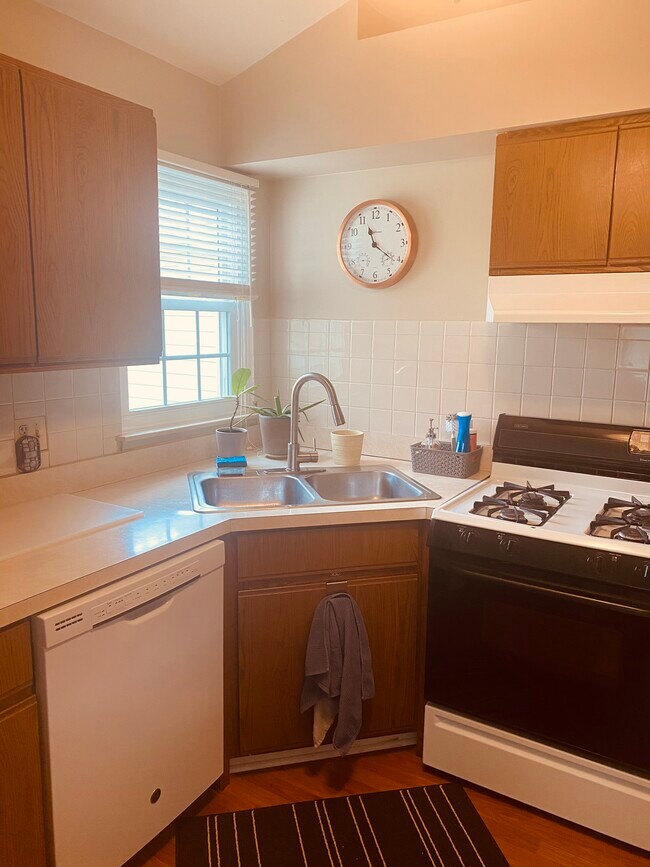 Foto del edificio - 363 W Hamilton Ln