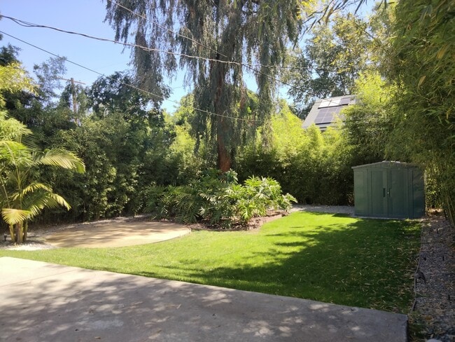 Landscaped Backyard & Patio - 4142 Shadyglade Ave