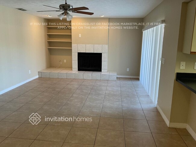 Building Photo - 3815 Scovill Ln