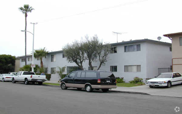 Building Photo - Ocean Terrace