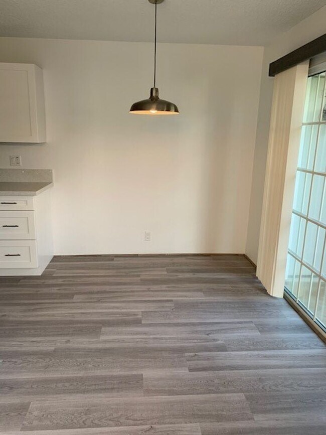 Foto del edificio - Haiku Point Townhouse - Ground floor 2 bedroom, 1 bath with 2 parking!