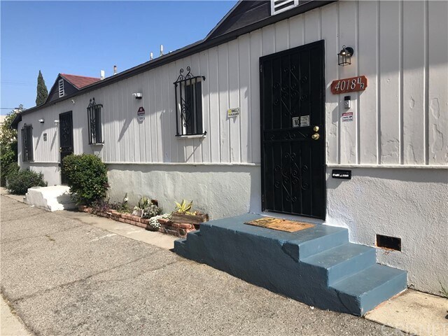 Foto principal - 4018 W Slauson Ave