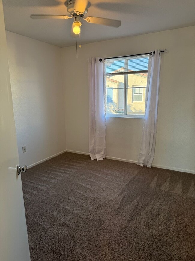 Building Photo - For Rent in South San Diego – Available Now!