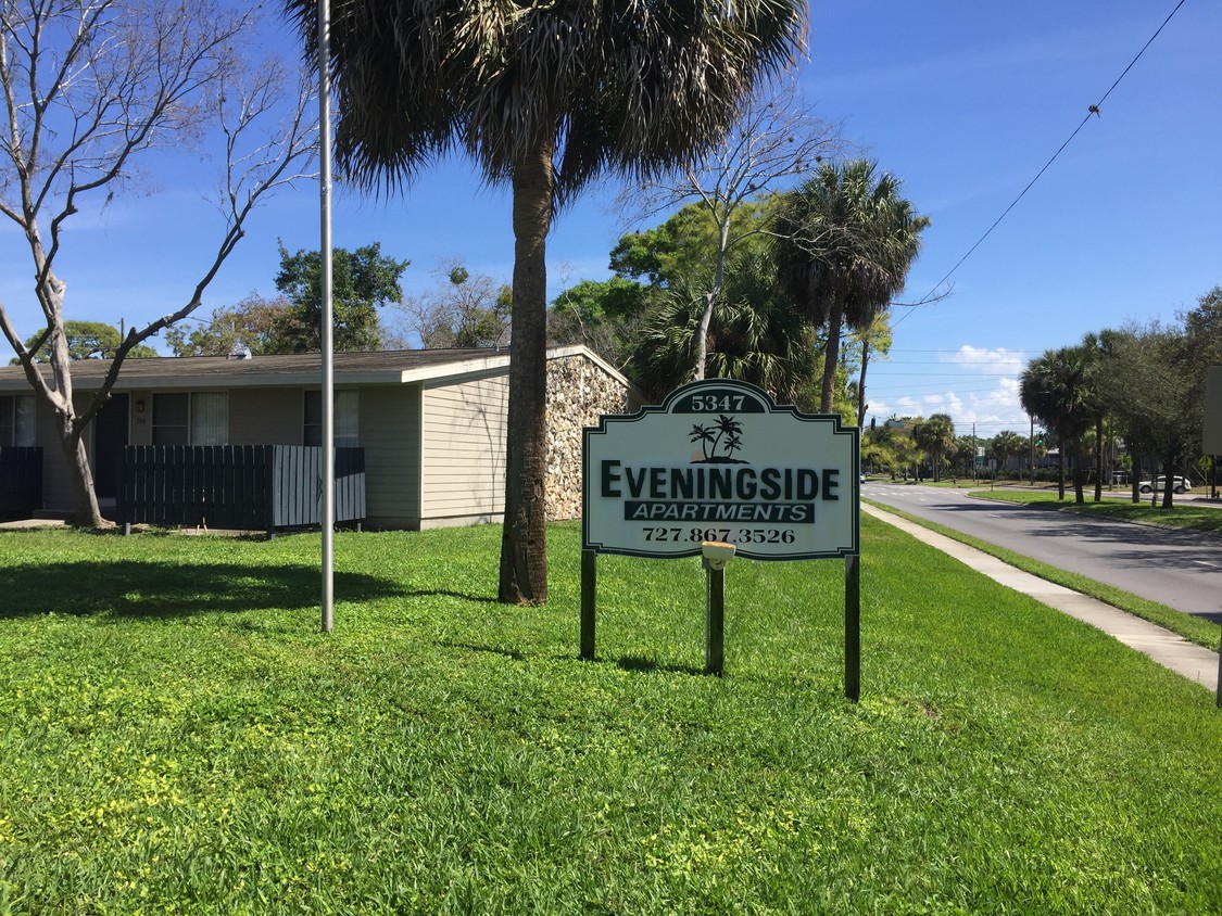 Primary Photo - Eveningside Apartments