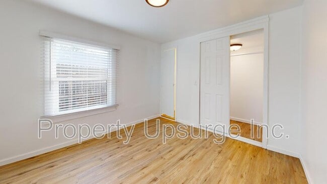 Building Photo - 4566 Virginia Ave