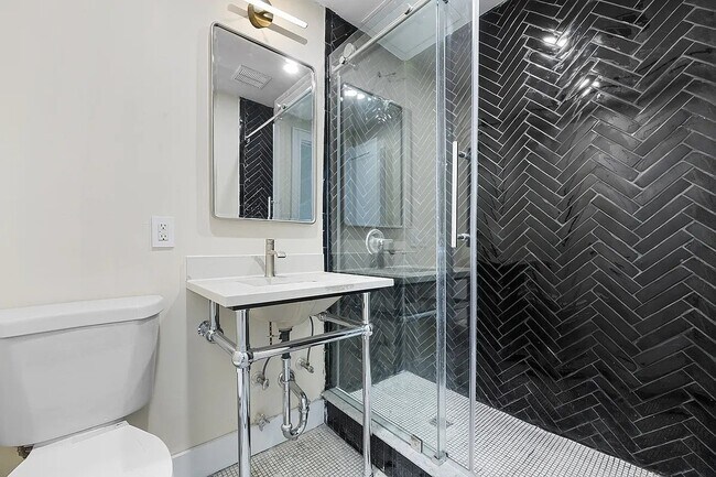Foto del edificio - 138 E 38th St