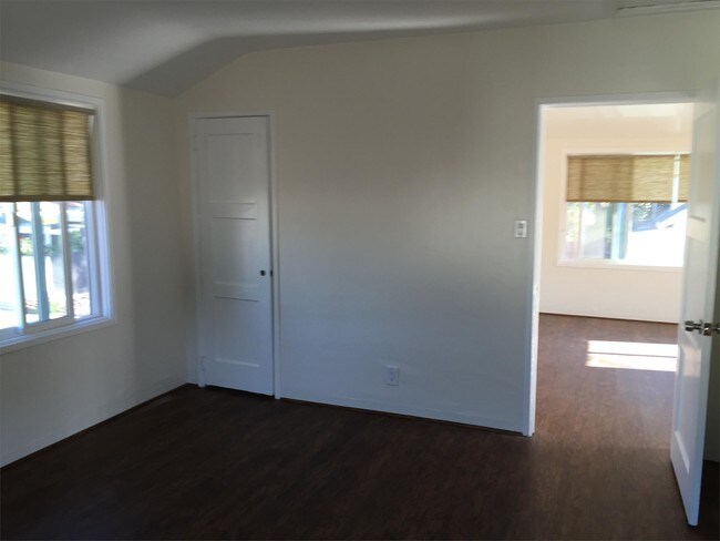 Foto del edificio - 3204 State St