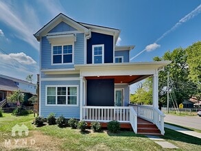 Building Photo - 131 Fain St