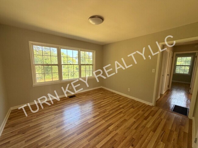 Foto del edificio - 1812 Etowah Cir