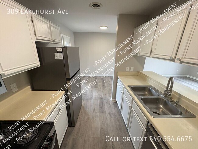 Foto del edificio - 309 Lakehurst Ave