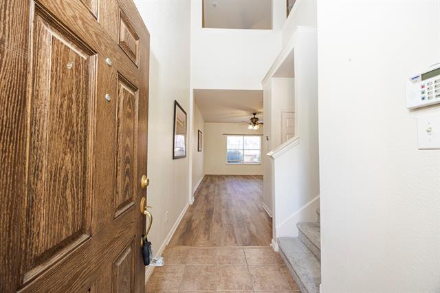 Building Photo - 8722 Bigelow Dr