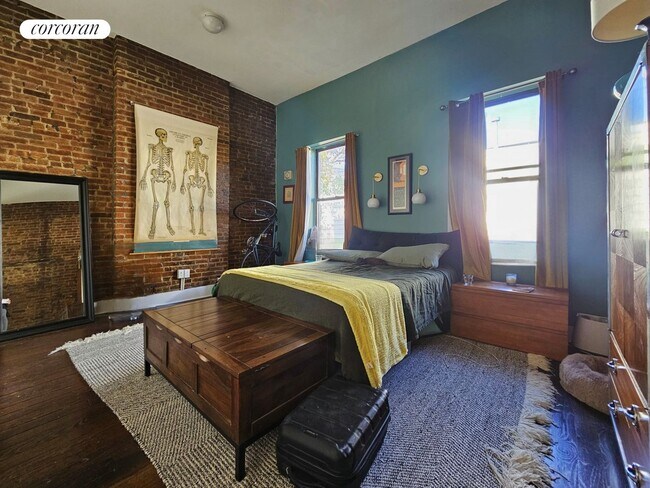 Foto del edificio - 16 Bedford Ave