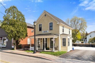 Building Photo - 74 Maple Ave