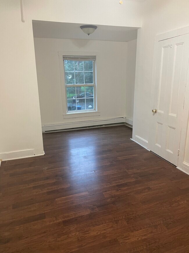 Bedroom 1 - 1400 Bradford St