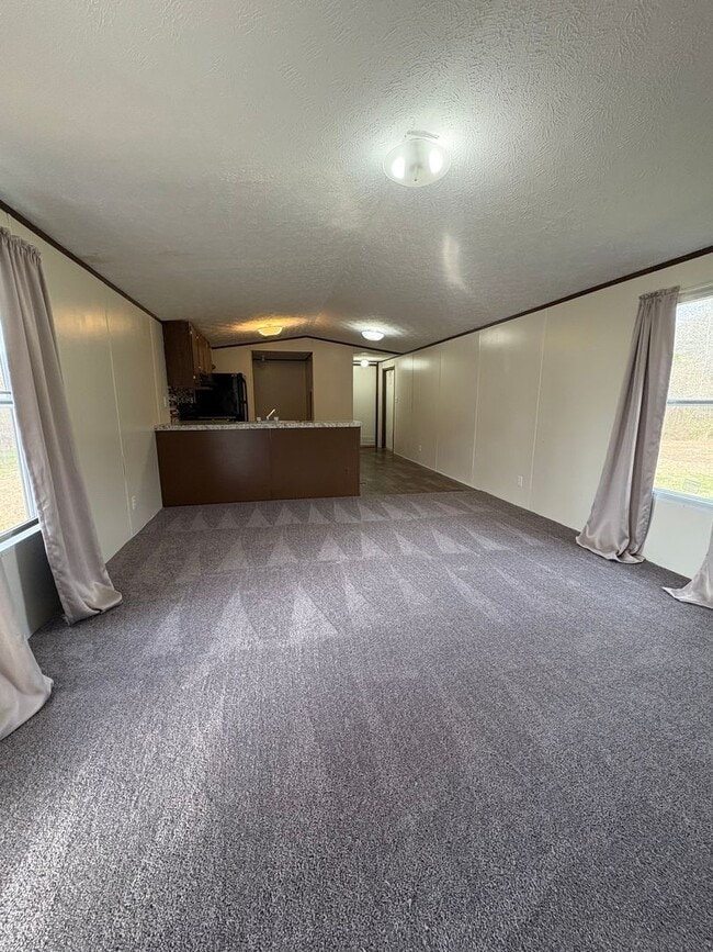 Building Photo - Nice 3 bedroom/2 bathroom mobile home located in Willow Oak Park in Keithville!