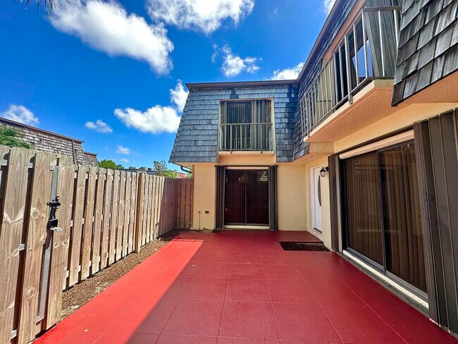 Foto del edificio - 63 Lake Arbor Dr