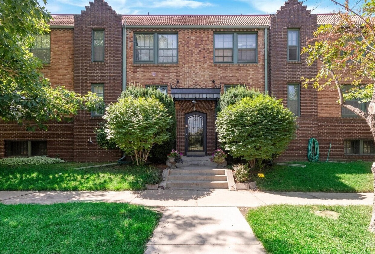 Foto principal - 3850 E 17th Ave