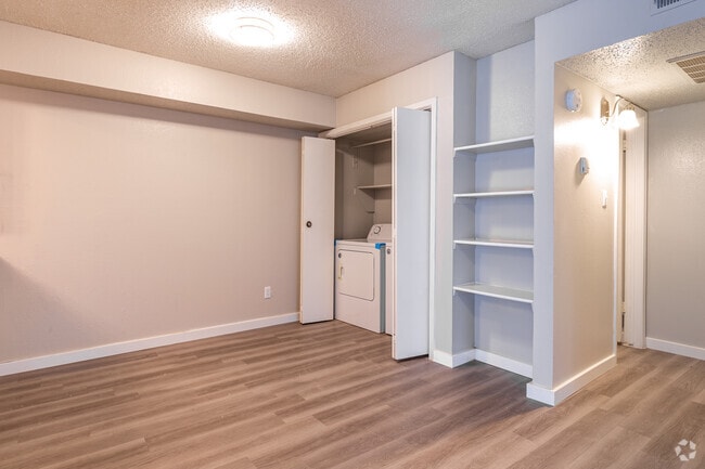 Dining Room / Laundry - Prescott Park Apartment Homes
