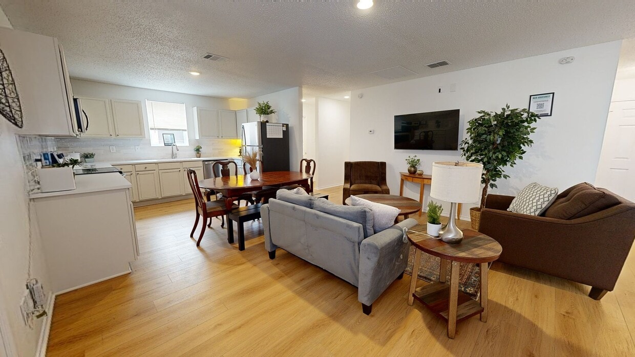 Photo - Comfortable Lancaster living with space to relax and entertain House