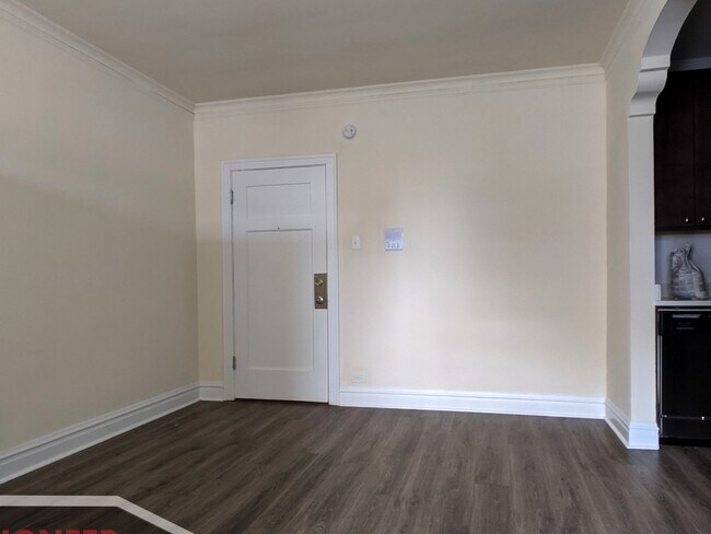 Foto del edificio - 2936 W Palmer St