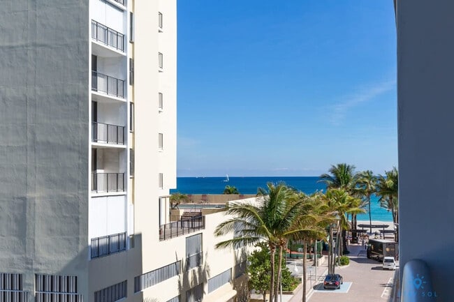 Foto del edificio - 777 N Ocean Dr