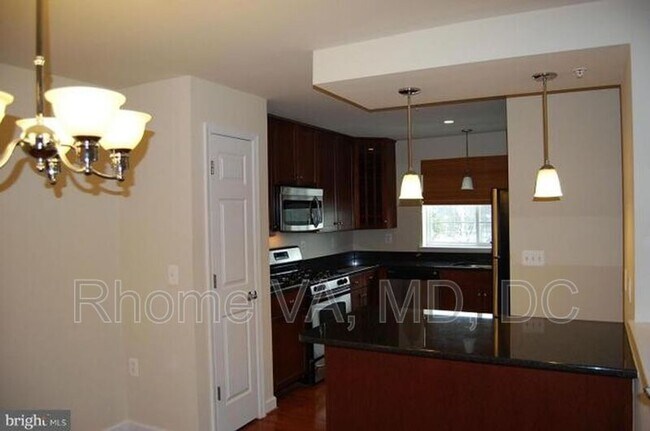 Foto del edificio - 4179 S Four Mile Run Dr