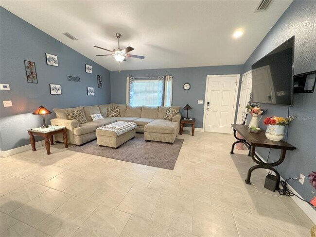 Foto del edificio - 5153 Bayley St