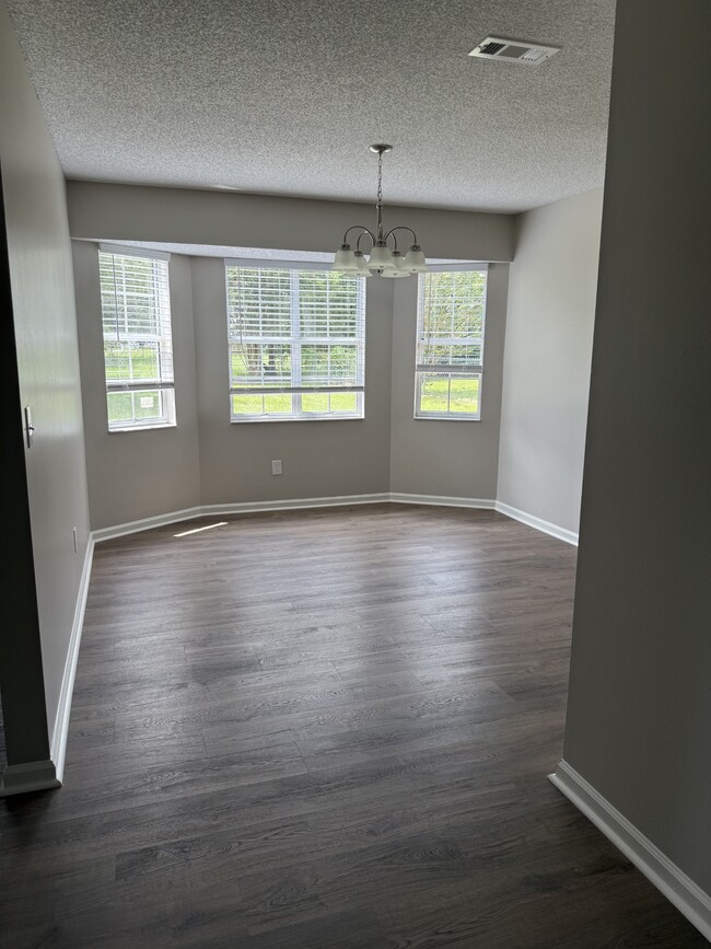 dinning area - 2018 Oriole Way