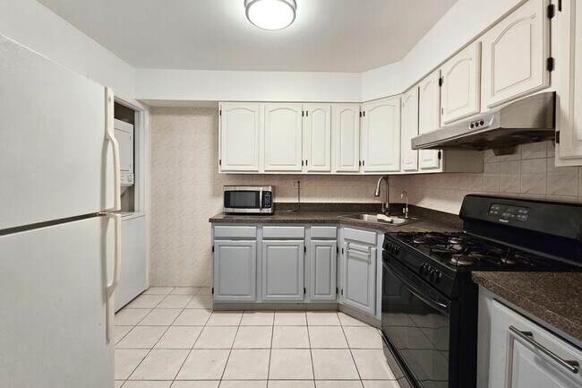 Foto del edificio - 41 ALAN Ter