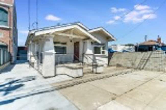 Photo - 2431 Clement Ave House