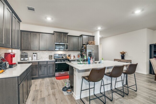 Foto del edificio - 8366 Slowburn Dr