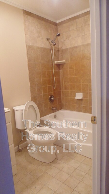 Building Photo - 381 Co Rd 775
