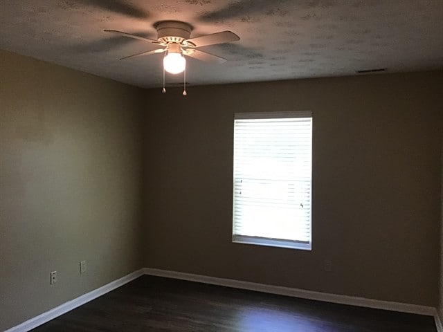 Foto del edificio - 19 Pond Ln