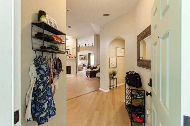 Foto del edificio - 11865 Noble Fir Ct