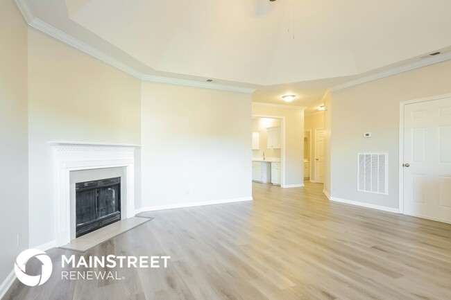 Building Photo - 1270 Easterwood Blvd