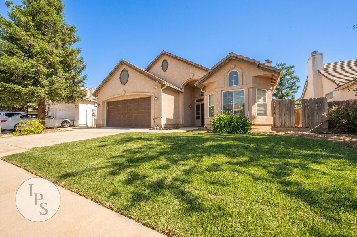 2865 E Emerald Ave, Fresno, CA 93720 House Rental in Fresno, CA