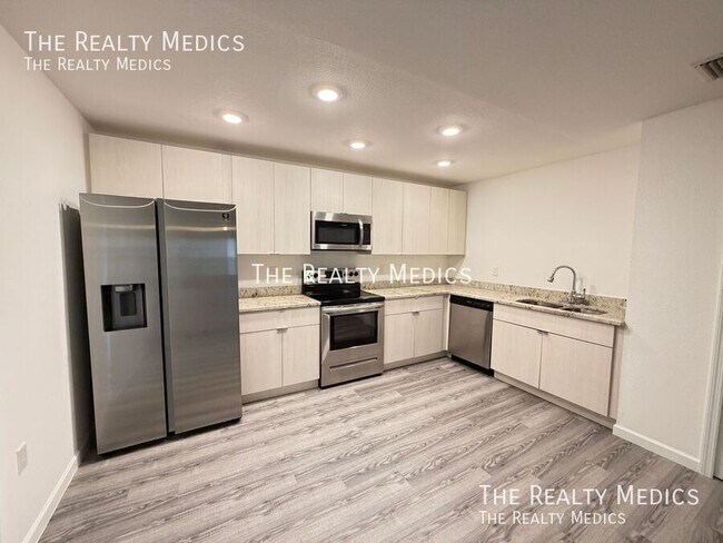Foto del edificio - 15137 SW 61st Ct