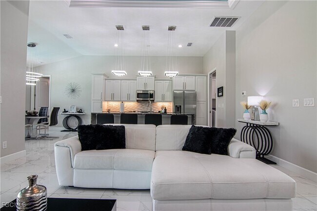Foto del edificio - 1833 SW 11th Terrace