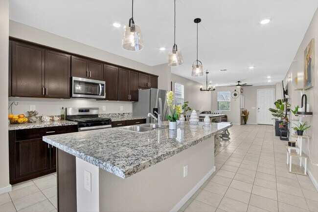 Foto del edificio - 19090 N Silver Dog Way