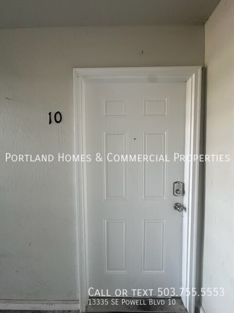 Building Photo - 13335 SE Powell Blvd
