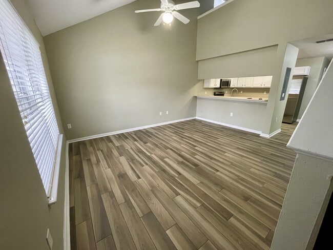 Photo - 4434 Gearhart Rd Townhome