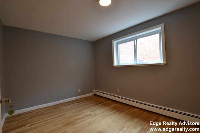 Building Photo - 357 Faneuil St